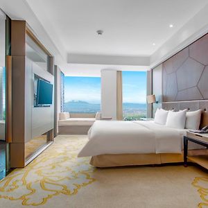 Kamar king premium lantai atas